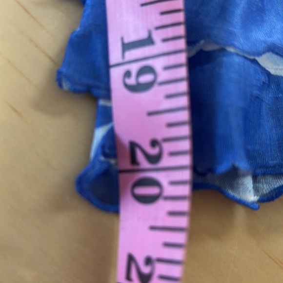 Notations Woman Blue and White Women's Top.  Unique ruffle design.  Size 2X - Picture 8 of 10